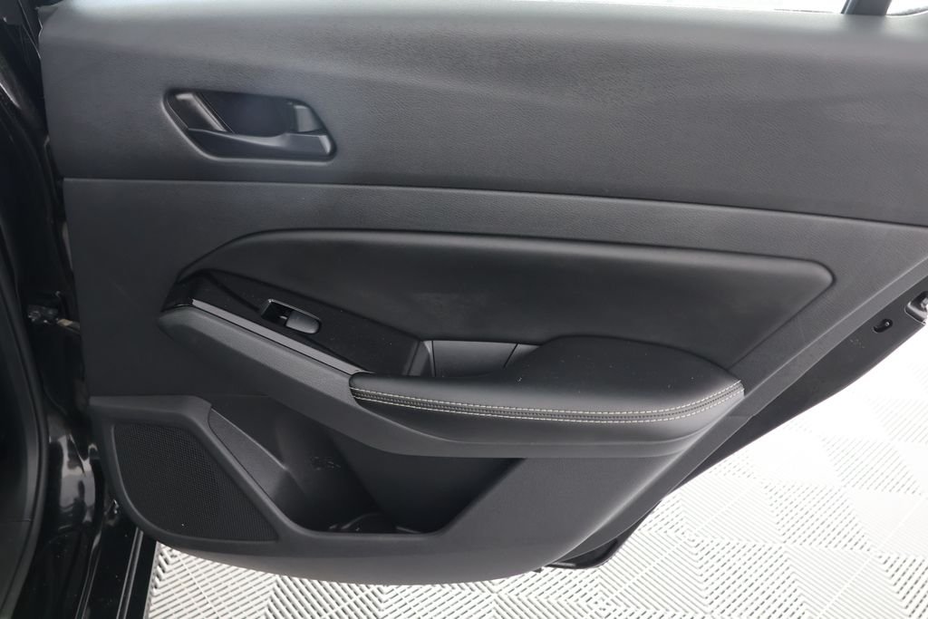 Used 2023 Black Nissan 2.5 SV image 26