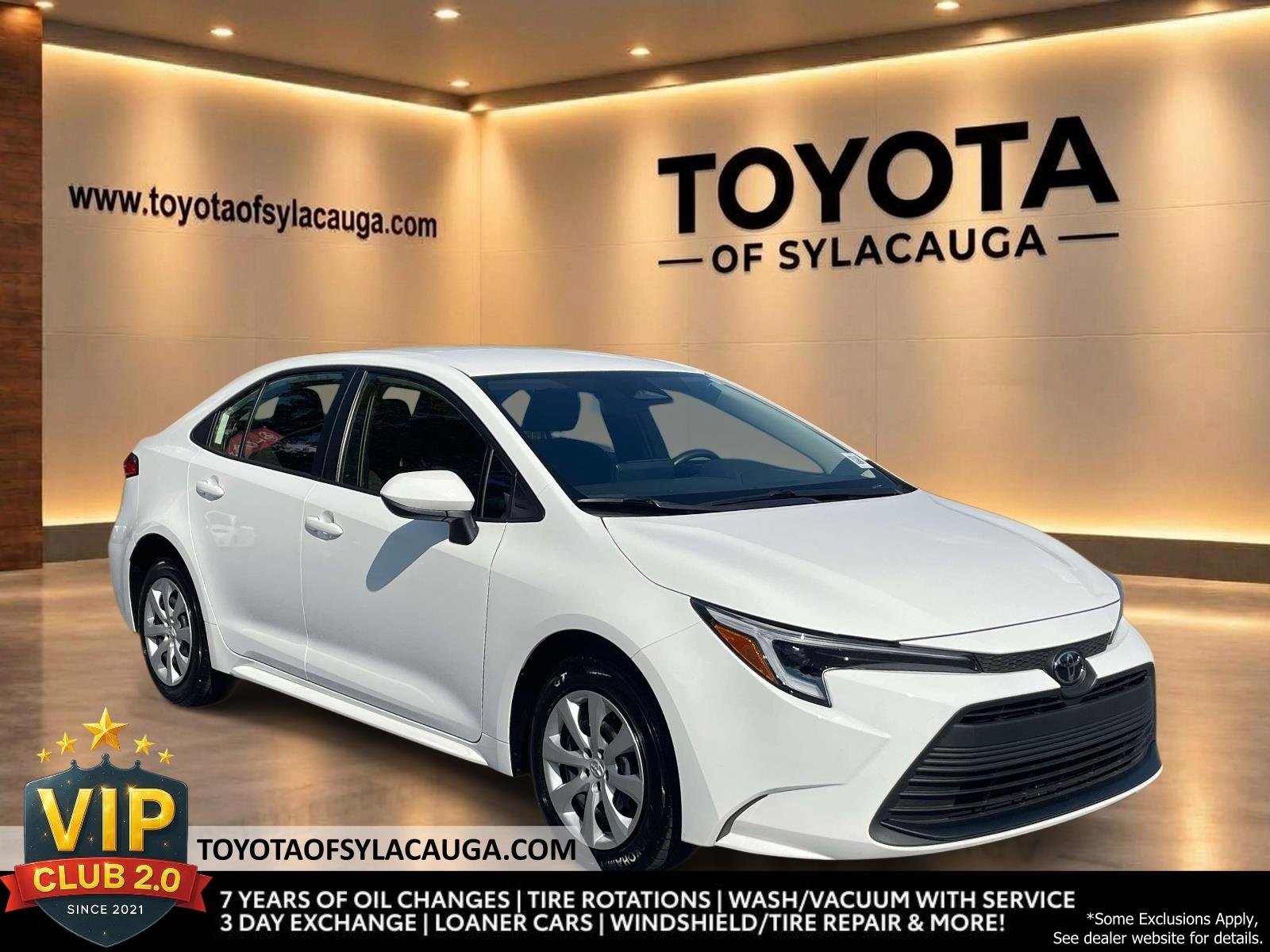 Used 2026 Ice Cap Toyota Hybrid LE image 1