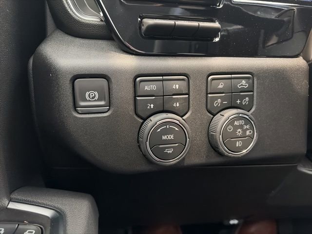 2026 Chevrolet Silverado 1500 LTZ - Photo 17