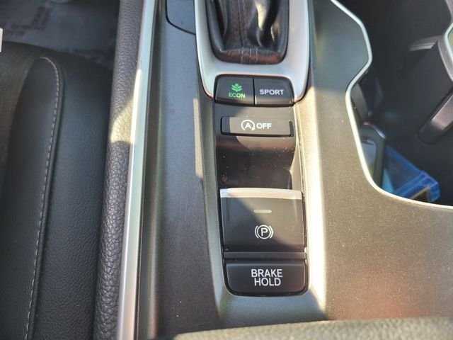 Used 2022  Honda Sport image 26