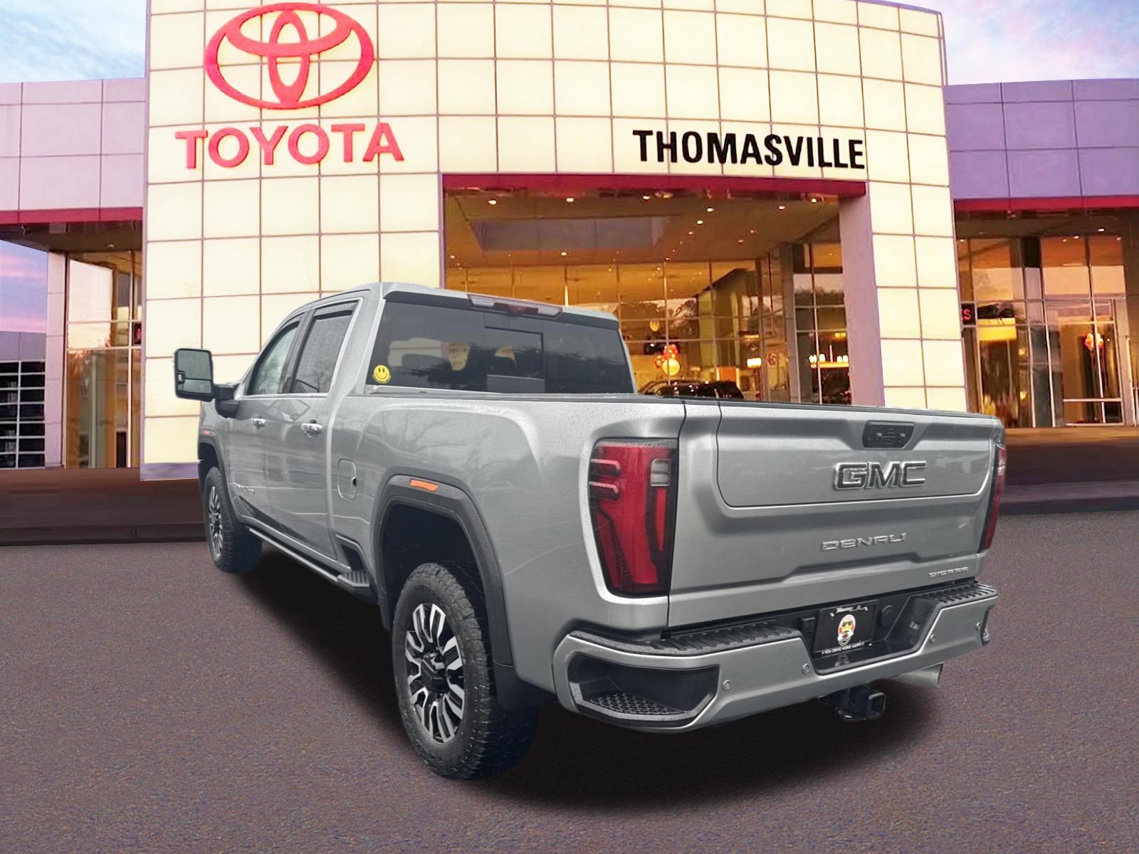 Used 2025 Sterling Metallic GMC Denali Ultimate image 7