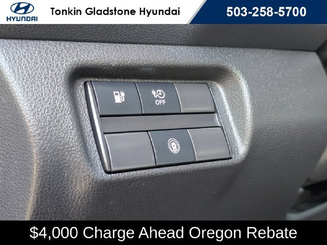 2025 Nissan Leaf S - Photo 23