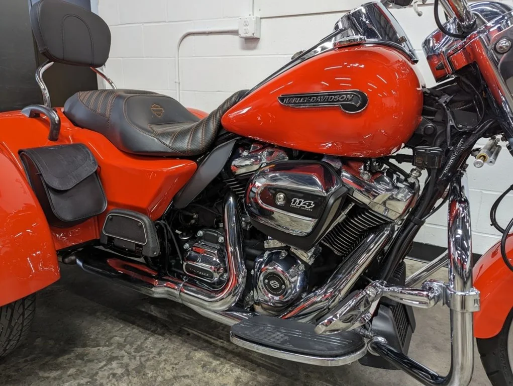 Used 2020 PERFORMANCE ORANGE Harley-Davidson® FLRT - Freewheeler image 5