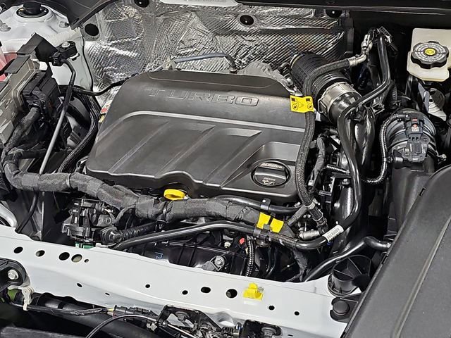 New 2026 Summit White Chevrolet 2RS image 27