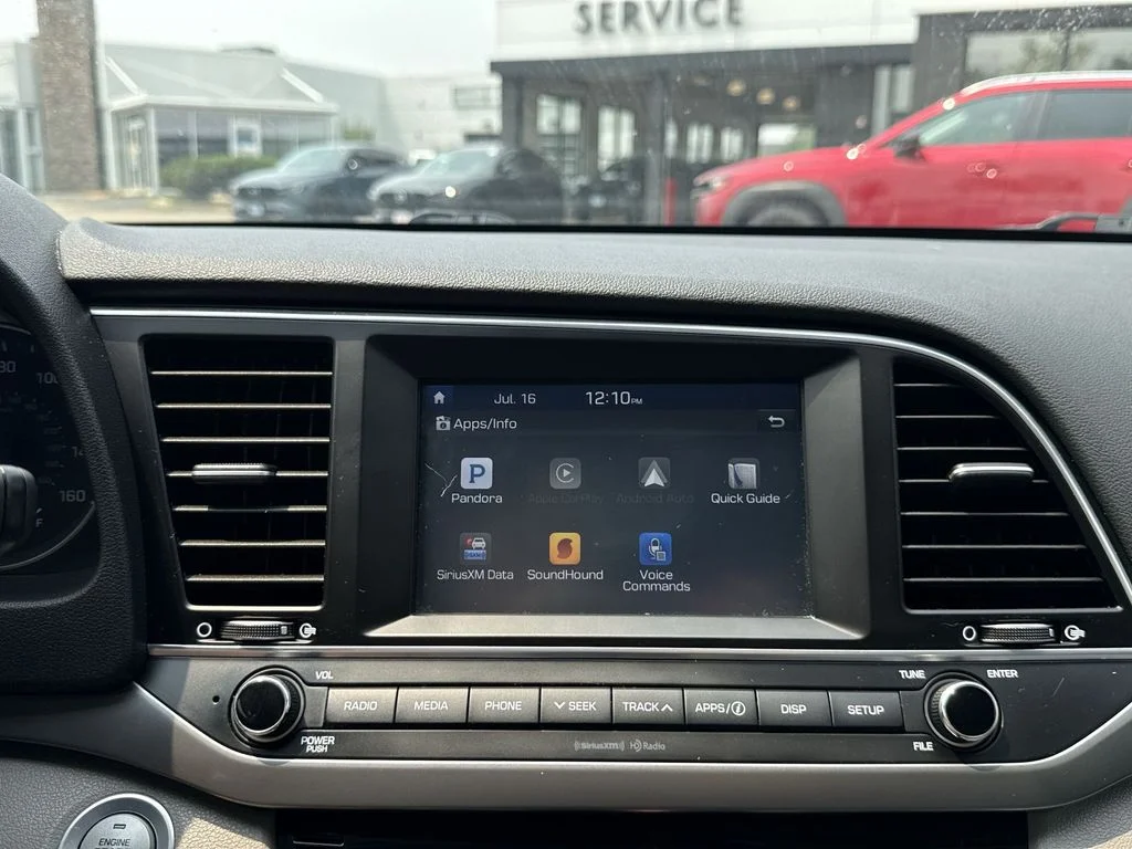 Used 2017 Gray Hyundai SE image 18