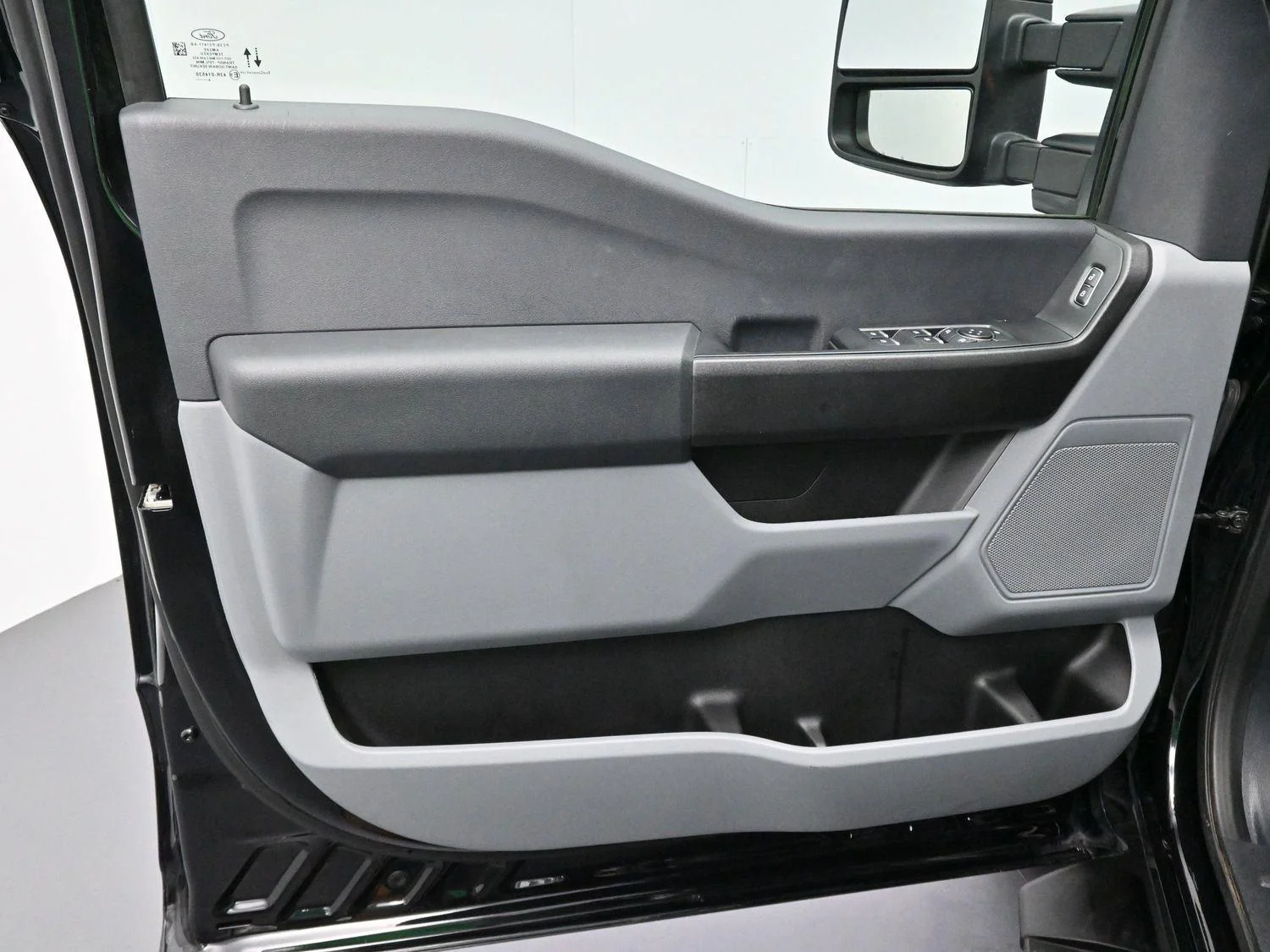 Used 2024 Black Ford XL image 10