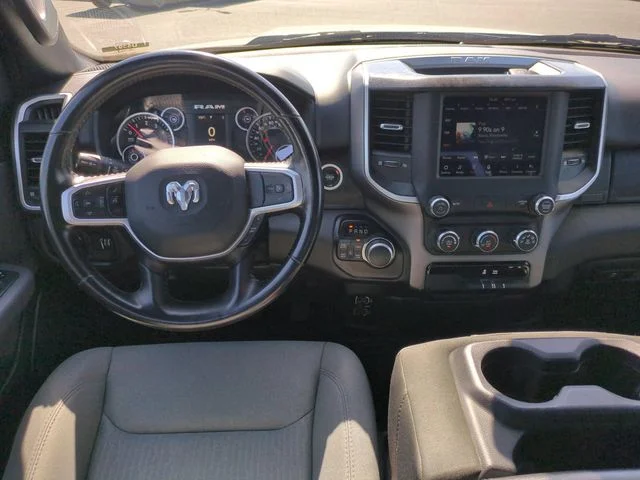 Used 2021 White Ram Big Horn/Lone Star image 28