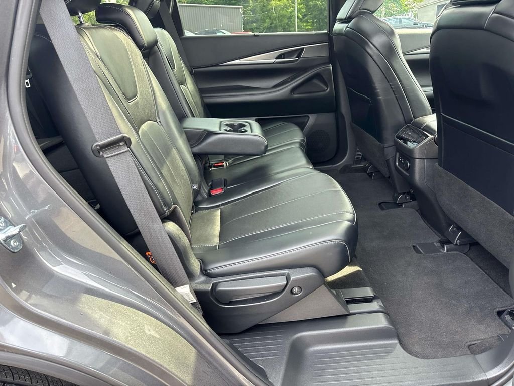 Certified Used 2023 Gray INFINITI LUXE image 19