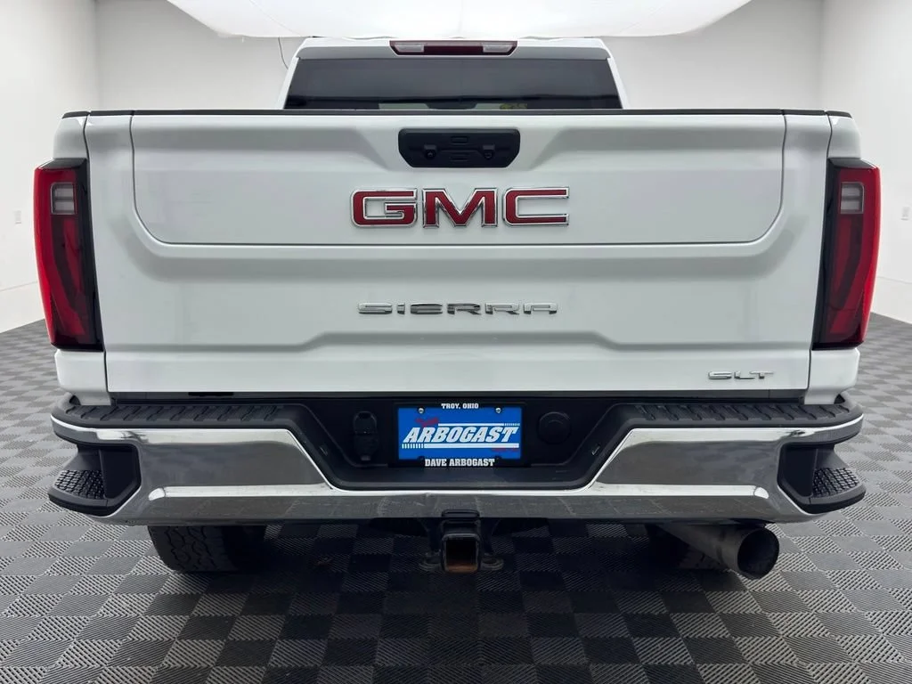 Used 2025 Summit White GMC SLT image 8