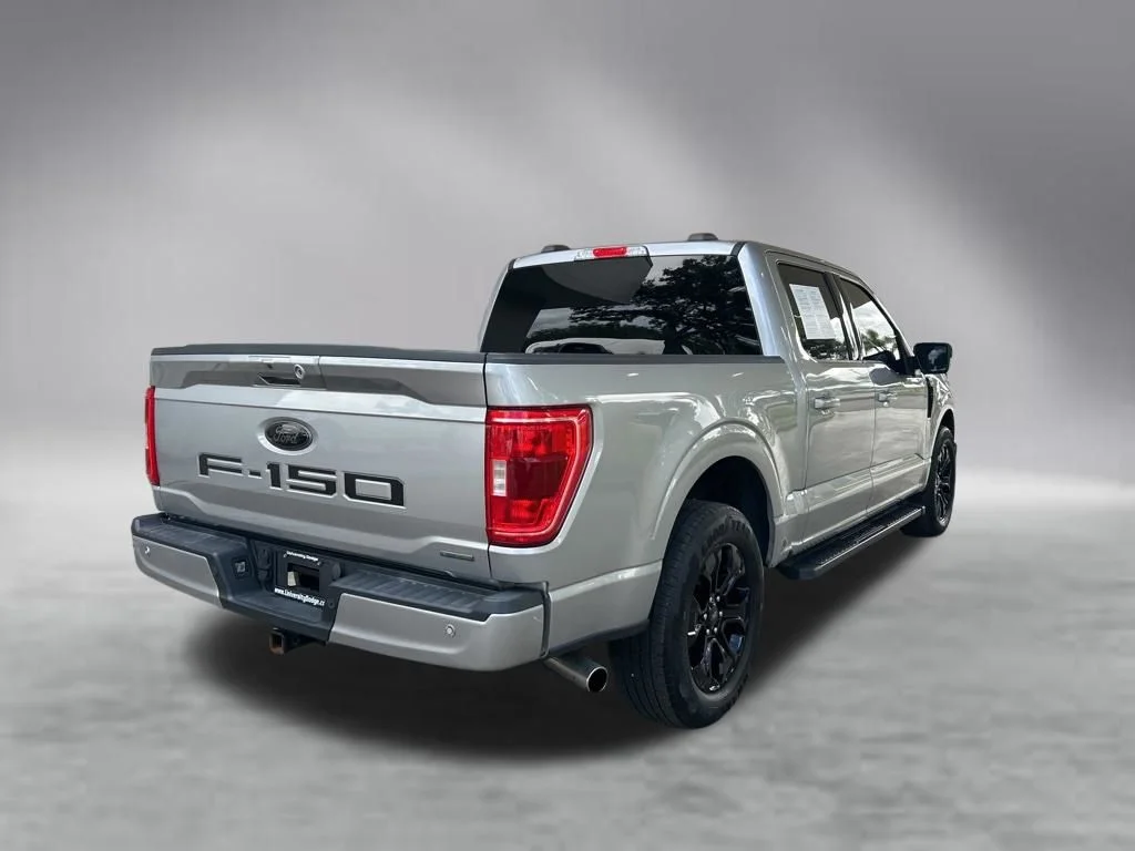 Used 2022 Silver Ford XLT image 3