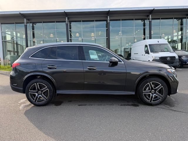 New 2026 Graphite Grey Metallic Mercedes-Benz GLC 300 image 24