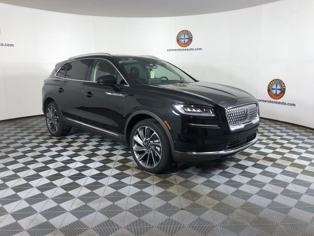 Used 2022 Black Lincoln Reserve image 16