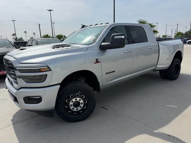 New 2026 Silver-Zynith Exterior Paint RAM Laramie image 3