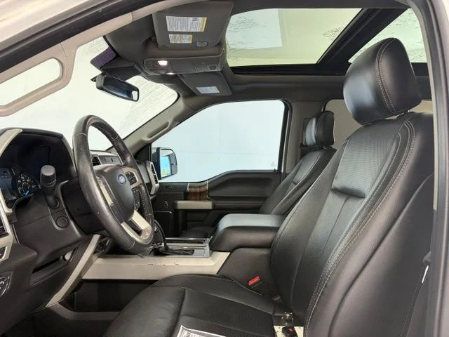 Used 2018 White Platinum Clearcoat Metallic Ford Lariat image 11