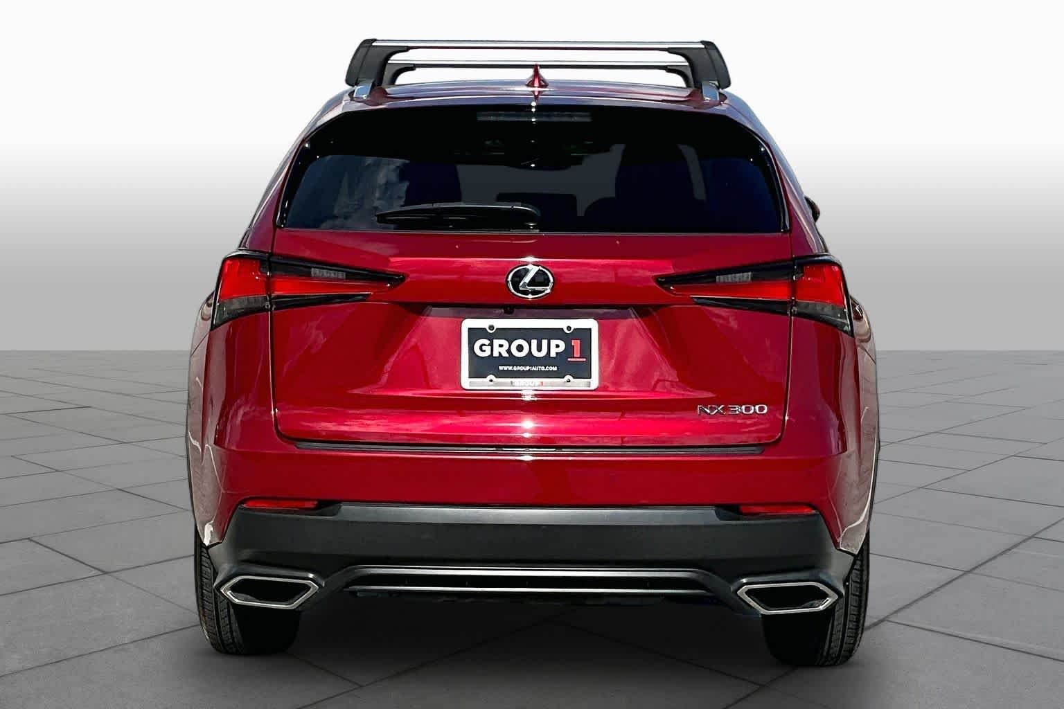 Used 2021 Matador Red Mica Lexus  image 5
