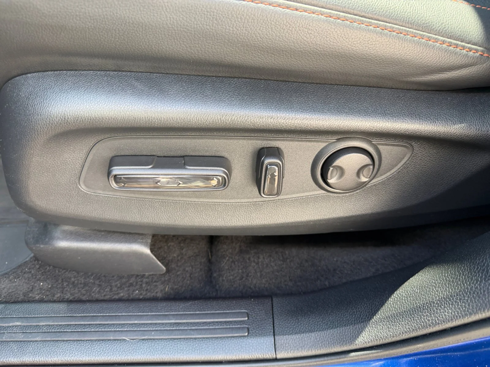 Certified Used 2025 Still Night Pearl Honda Sport-L image 9
