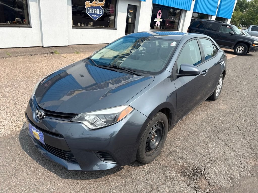 Used 2015 Toyota Corolla LE with VIN 5YFBURHEXFP193709 for sale in Superior, WI