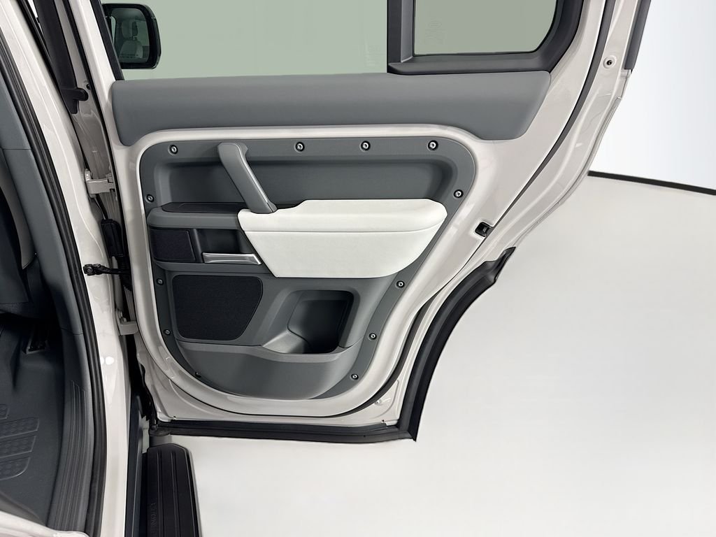 New 2026 Borasco Grey Land Rover X-Dynamic SE image 26
