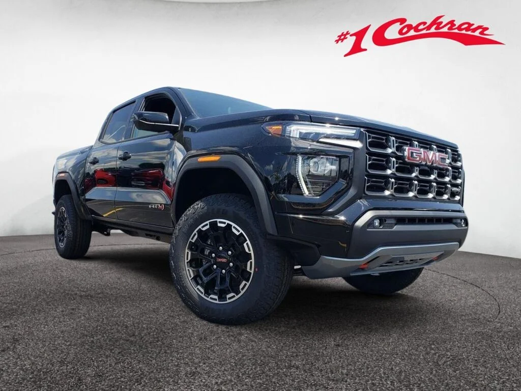 2026 GMC Canyon 4WD AT4 Crew Cab Short Box's photo