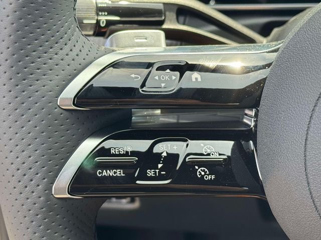 New 2026 Graphite Grey Metallic Mercedes-Benz C 300 image 21