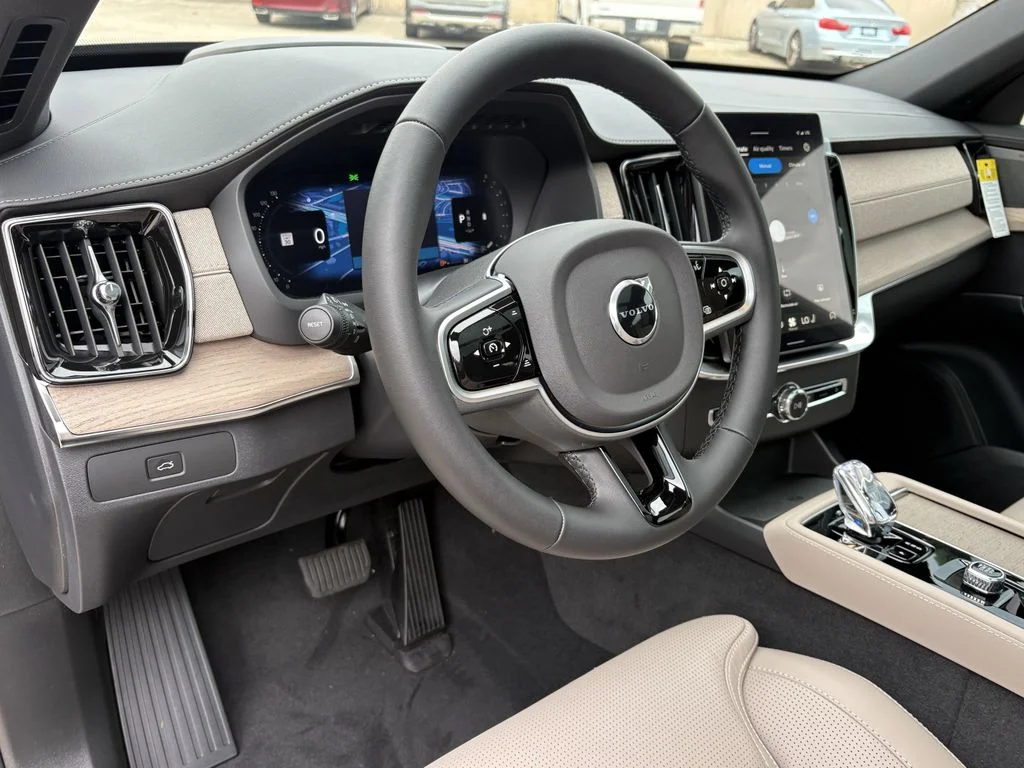New 2026 Onyx Black Volvo Ultra image 14