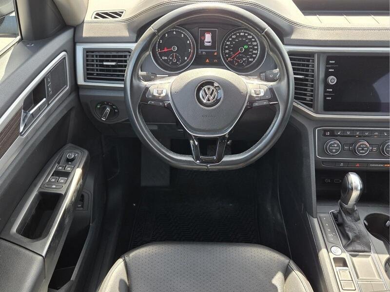 Used 2019 Reflex Silver Metallic Volkswagen 3.6L V6 SE W/TECHNOLOGY FWD image 15
