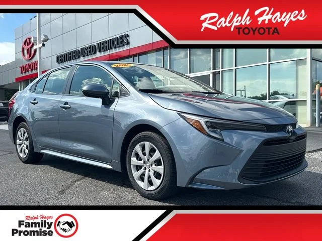 Used 2025  Toyota LE image 1