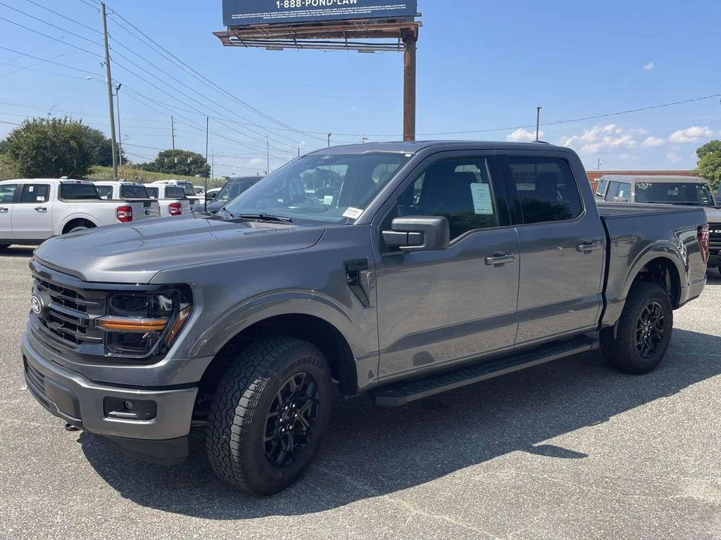 New 2026 Gray Ford XLT image 7
