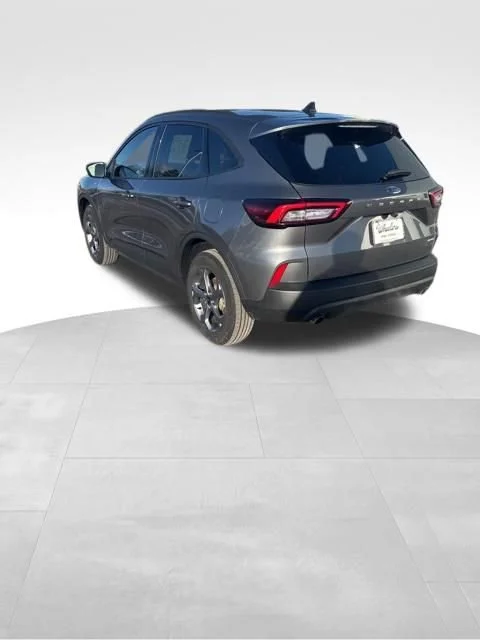 Used 2025 Gray Metal Ford ST-Line image 3