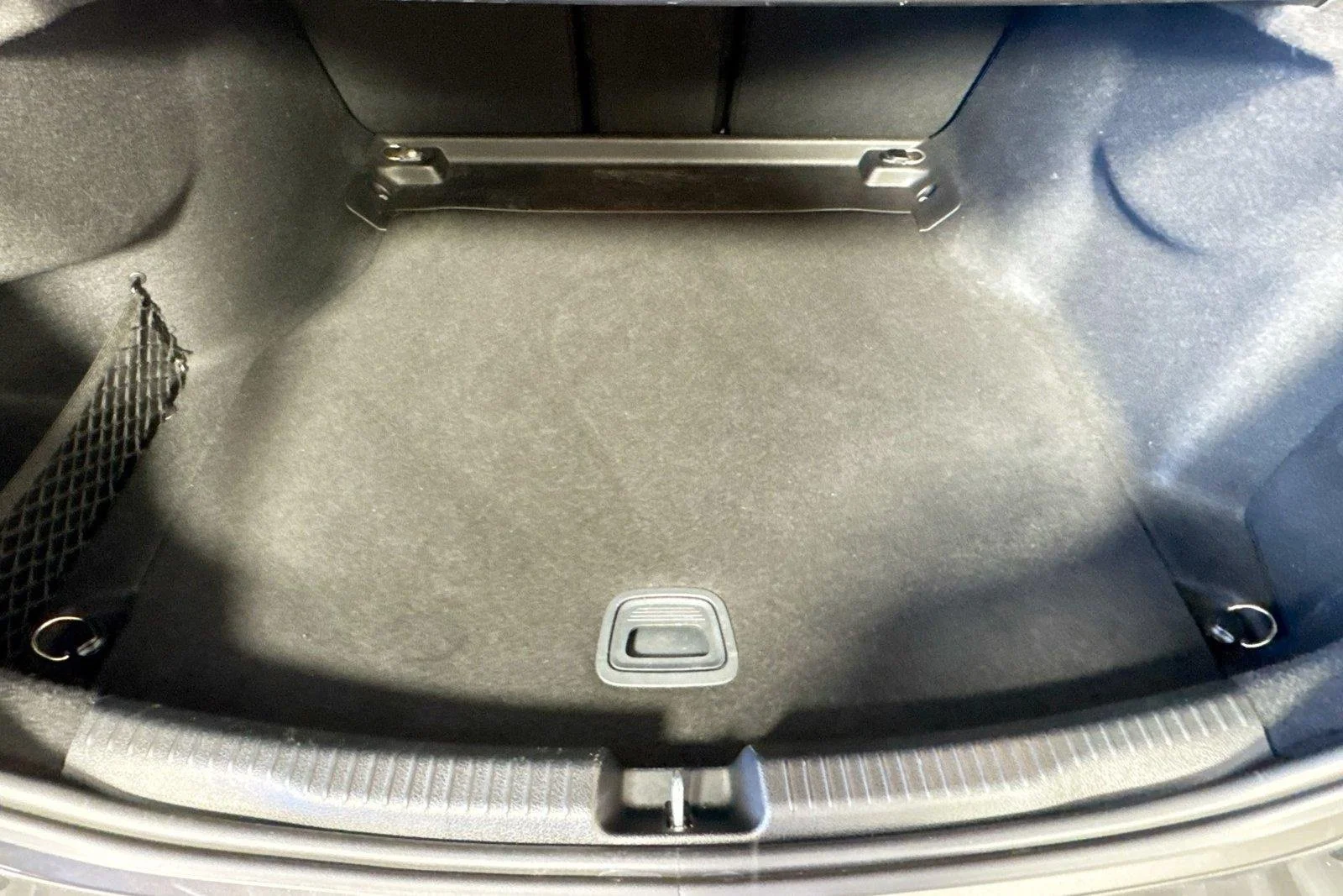 Used 2022 Graphite Grey Metallic Mercedes-Benz C 300 image 25