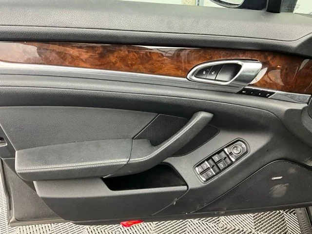 Used 2013 Gray Porsche 4 image 6