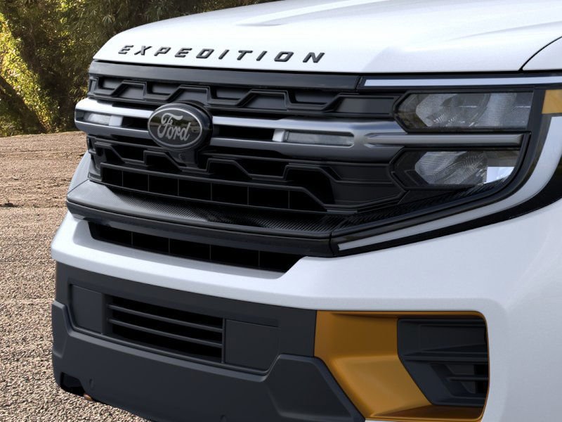 New 2026 Star White Metallic Tri-Coat Ford Tremor® image 40