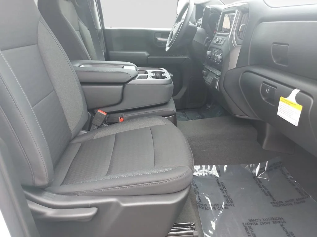 2026 Chevrolet Silverado 2500 HD Custom - Photo 10