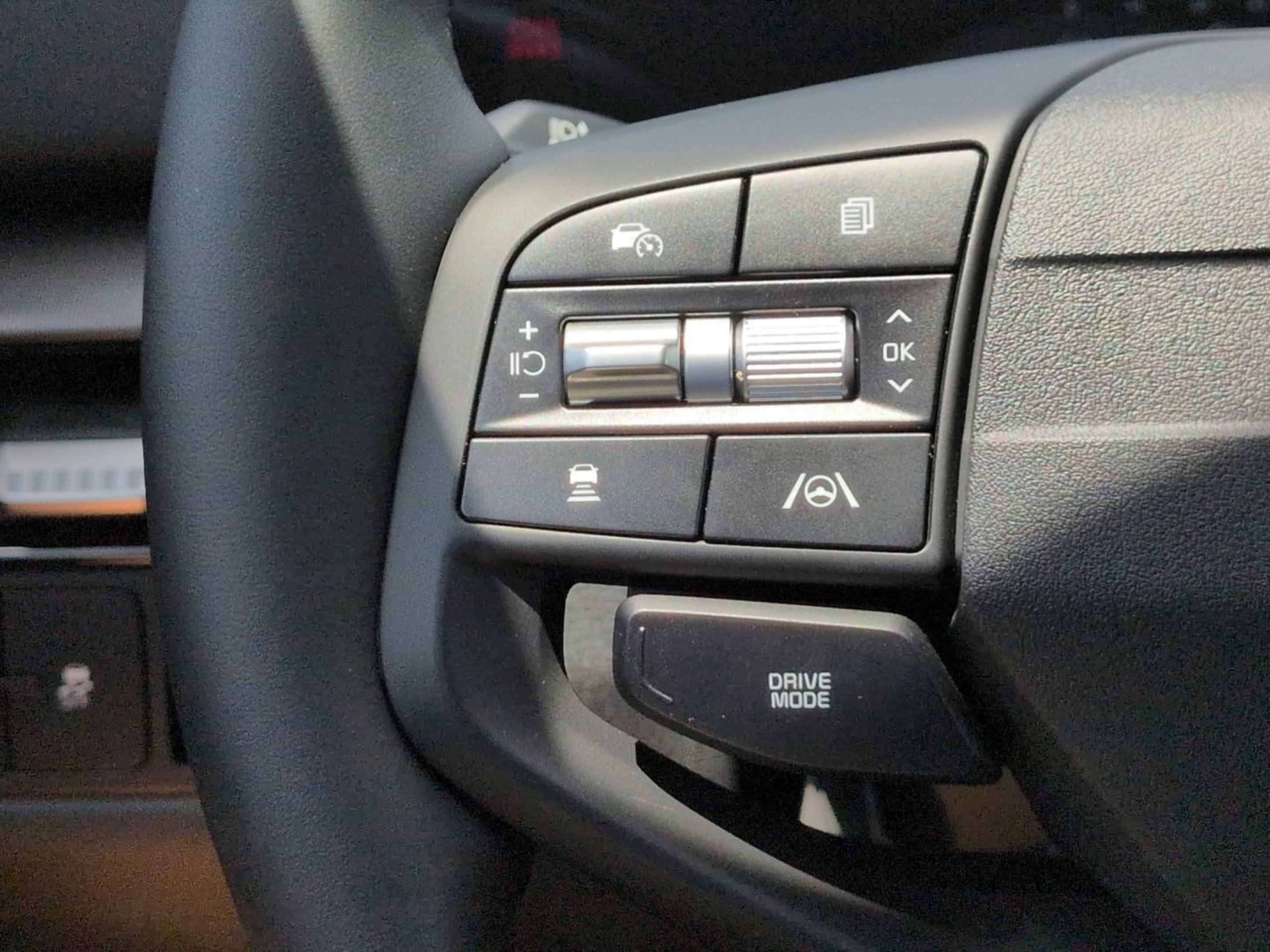 New 2026 Wolf Gray Kia EX image 30