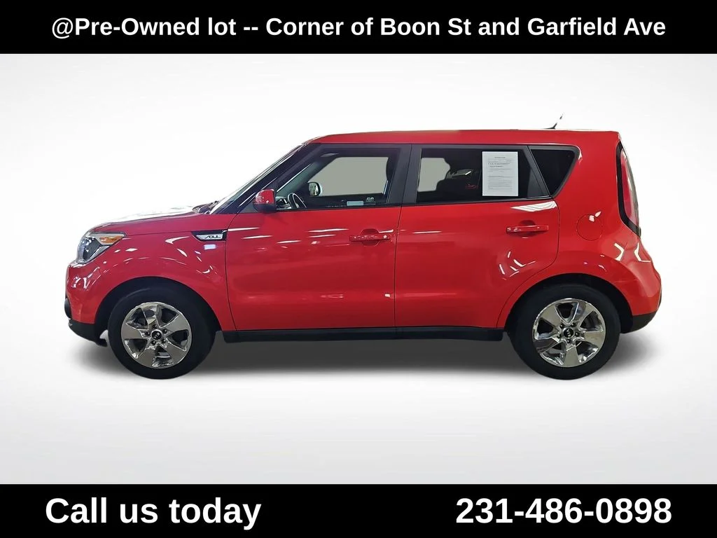 Used 2019 Red Kia Base image 2