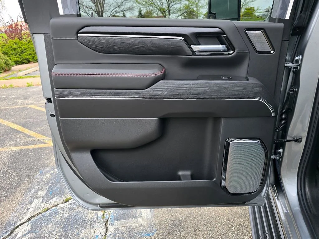 2026 GMC Sierra 2500HD AT4X - Photo 25