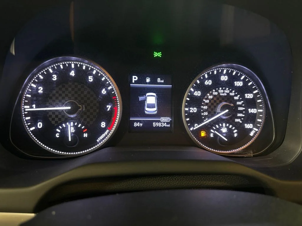 Used 2020 Silver Hyundai SE image 14