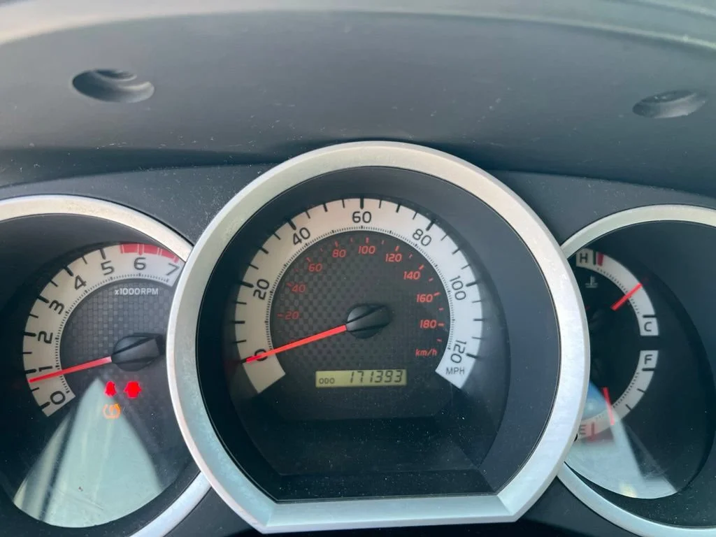 Used 2013  Toyota PreRunner image 10
