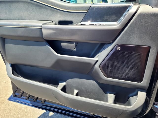 Used 2025  Ford Tremor image 14