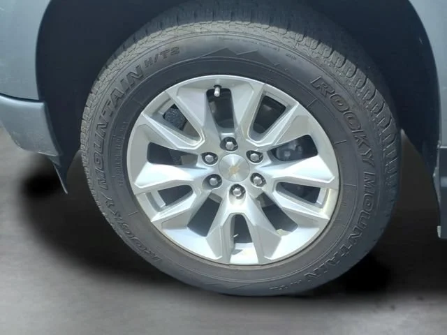 Used 2024 Sterling Gray Metallic Chevrolet Custom image 16