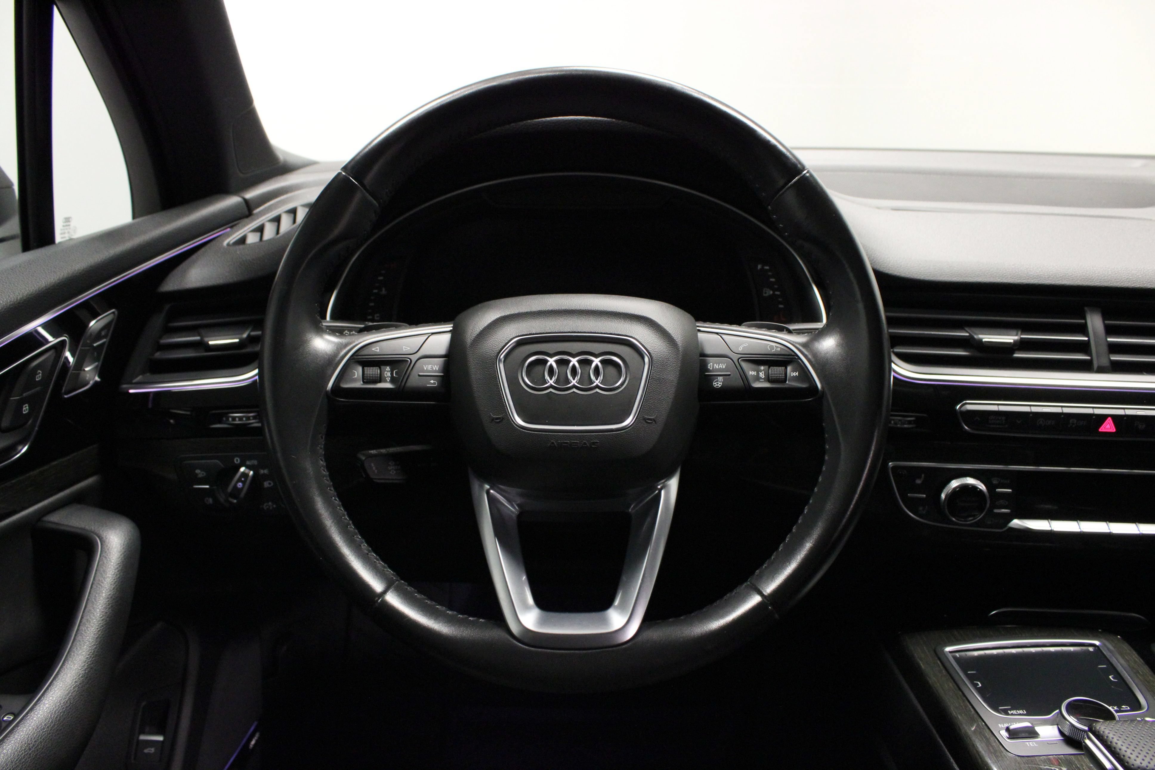 Used 2019 Black Audi 55 Prestige image 22