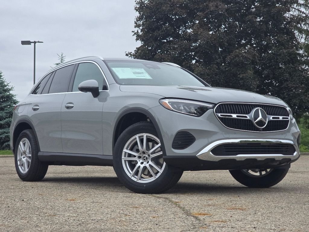 2026 Mercedes-Benz GLC GLC 300 4MATIC's photo
