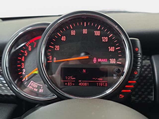 Used 2015 Blue MINI Base image 16