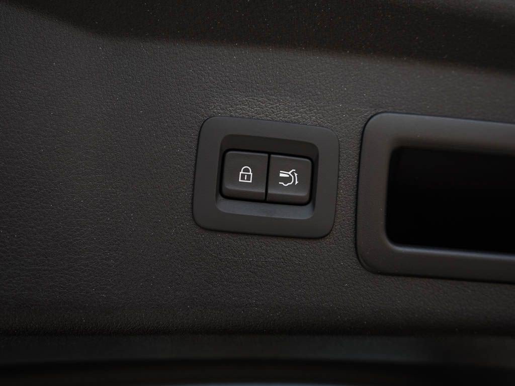 New 2026 Jet Black Mica Mazda 2.5 S Premium AWD image 9