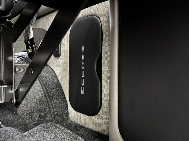 New 2026 Onyx Black GMC Explorer Limited SE image 12