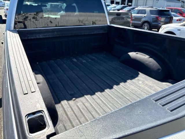 Used 2017  Ford XL 4WD SuperCrew 5.5
