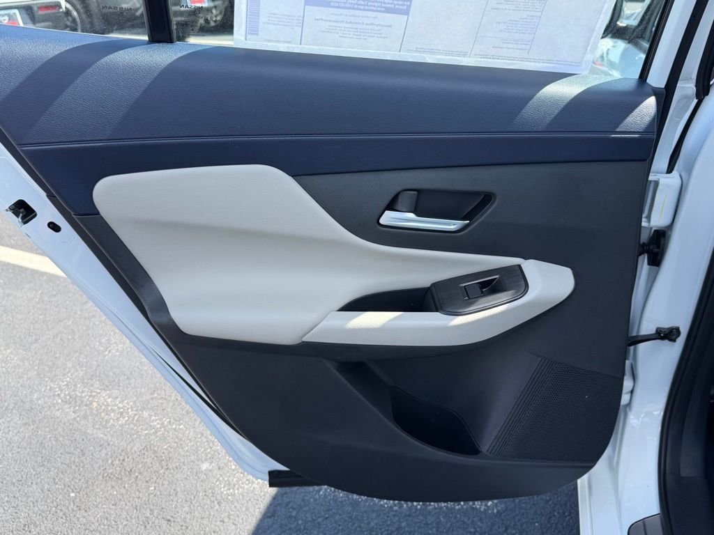 New 2026 Aspen White TriCoat Nissan SL image 14