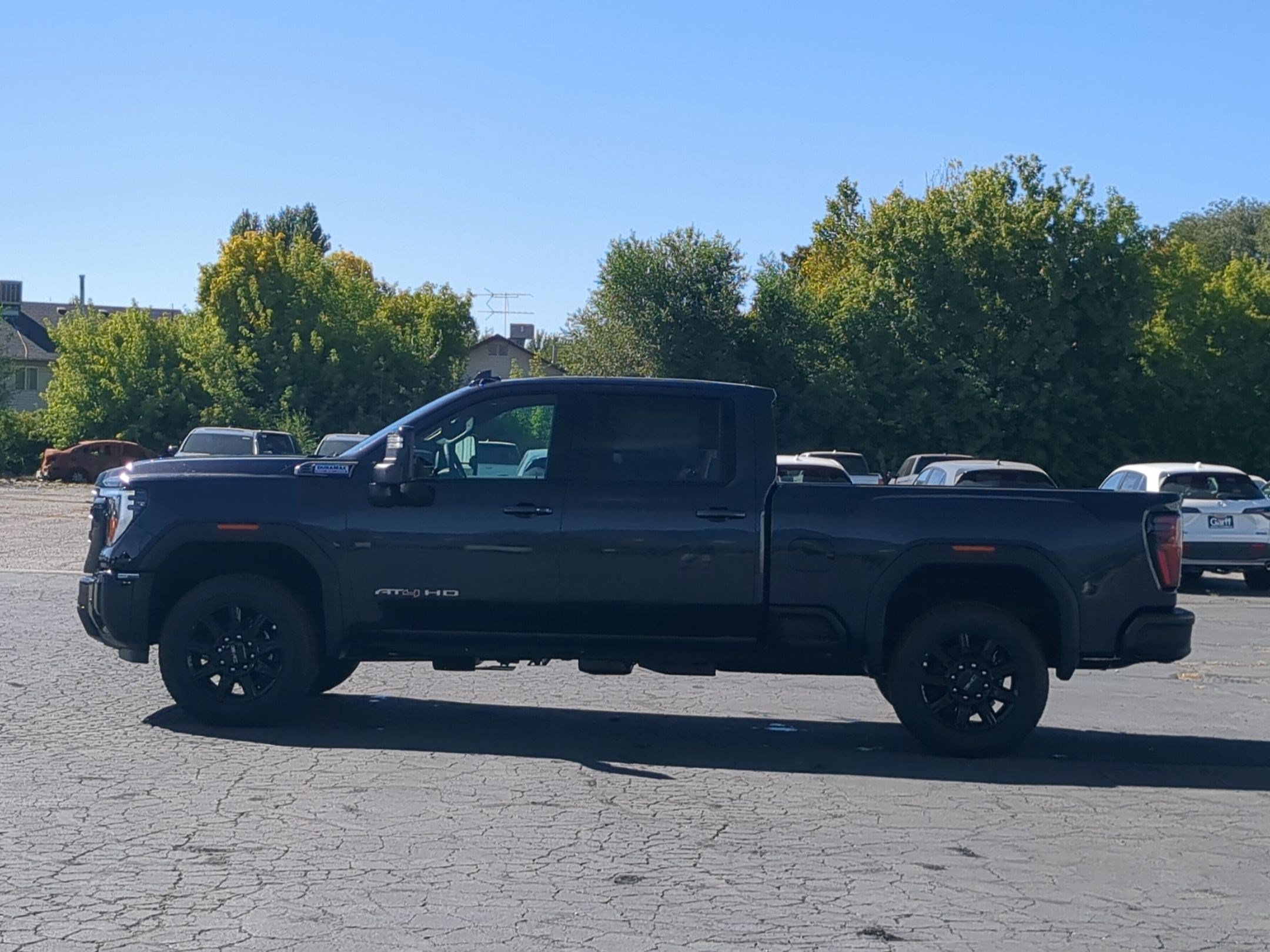 2026 GMC Sierra 2500HD AT4 - Photo 7