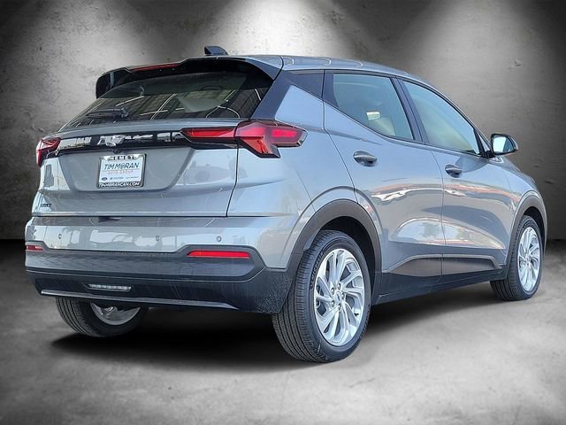New 2027 Sterling Grey Metallic Chevrolet LT image 3