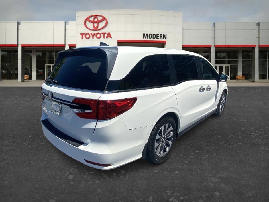 Used 2022 Platinum White Pearl Honda EX-L image 5